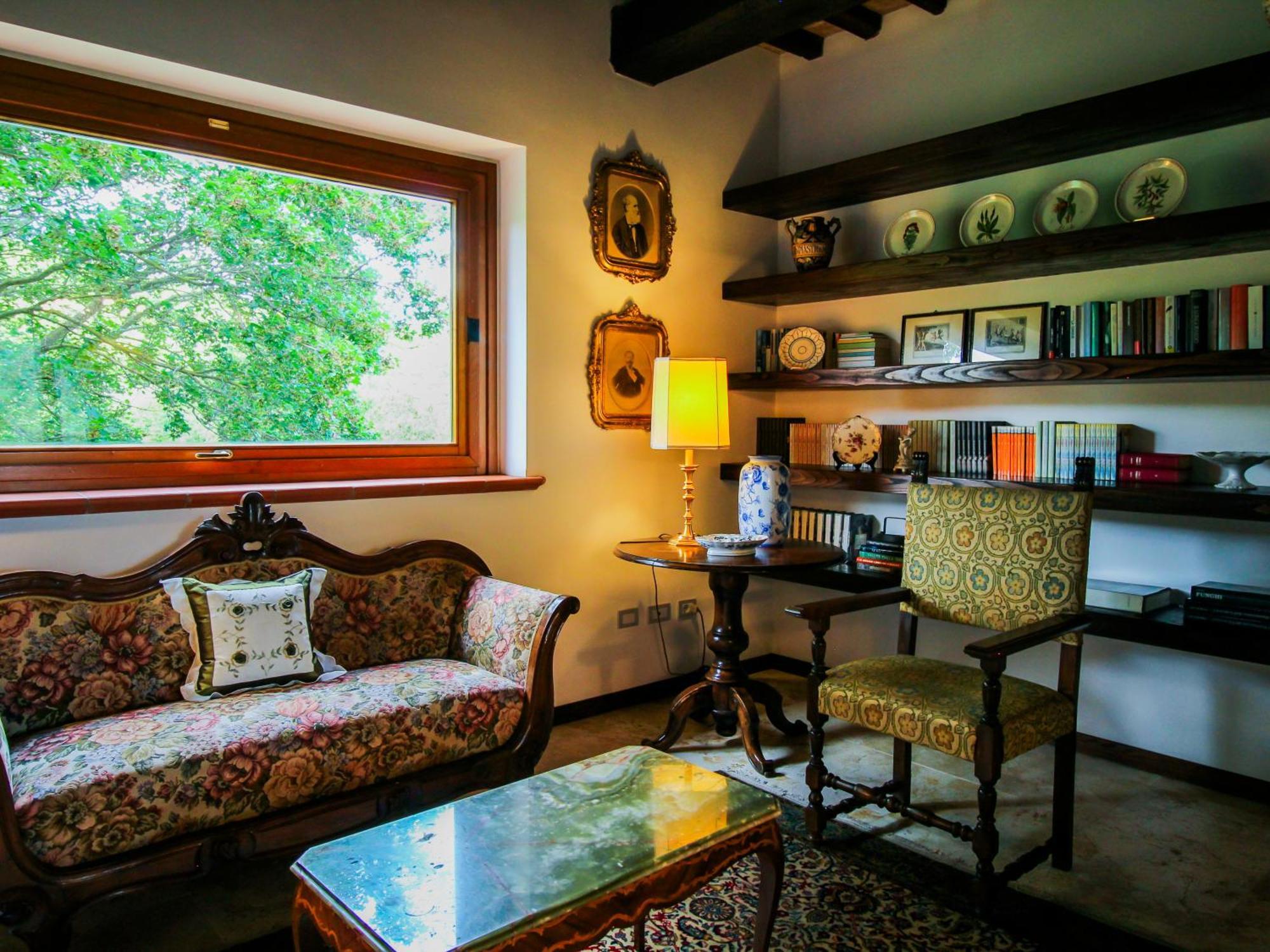 Agriturismo Boschi Di Montecalvi ชูเวเรโต ภายนอก รูปภาพ